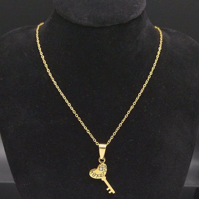 Boyfriend and Girlfriend Necklaces