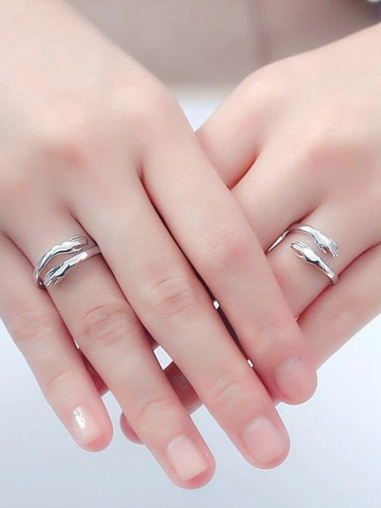 Hug Couple Rings