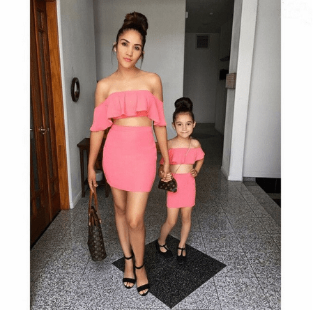 Tenue mère fille pour un mariage