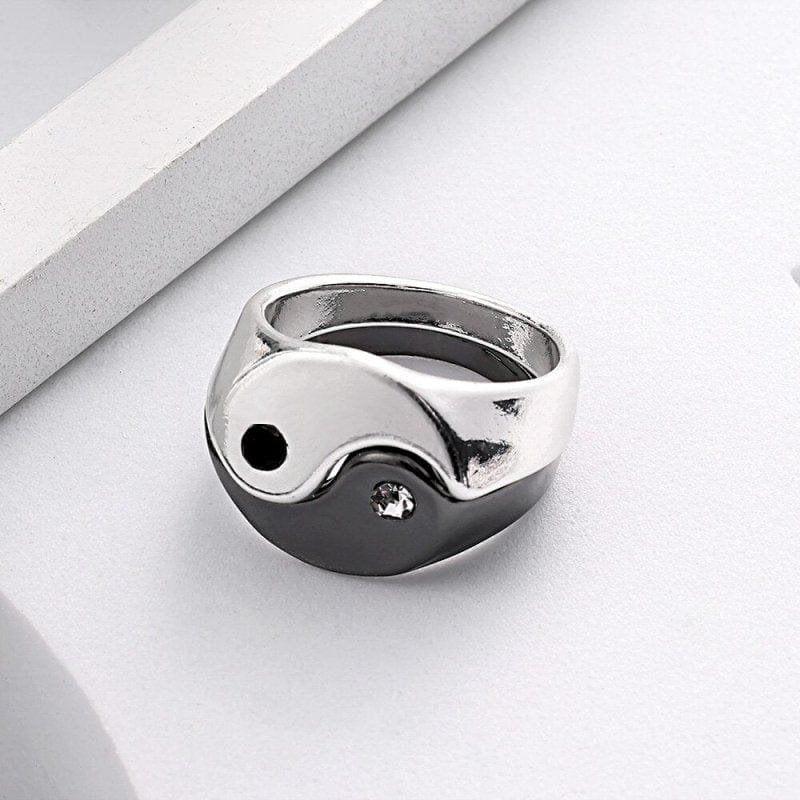 Yin Yang Couple Ring