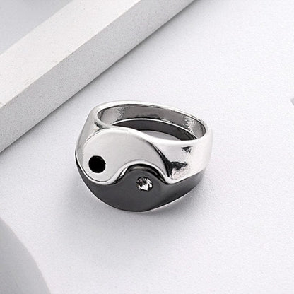 Yin Yang Couple Ring