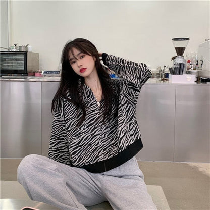 Matching Sweat Zebre