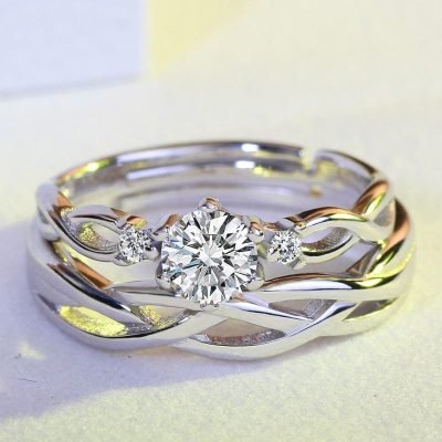 Entwined Rings for Couple