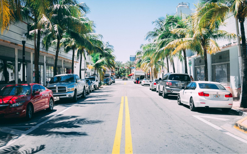 florida street for trip couple