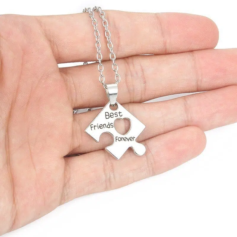 Friendship Necklaces for 4