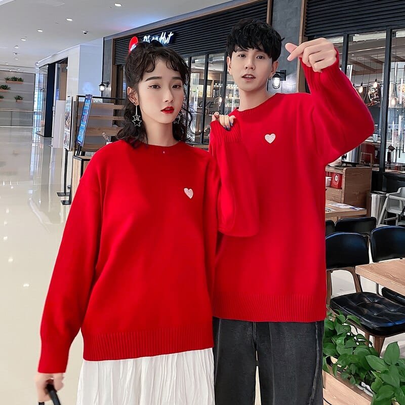 matching red sweatshirts for couples