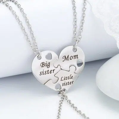 Mom and 2 Daughters 3 part Necklace
